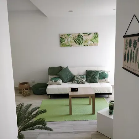 Appartement Squash 601 *